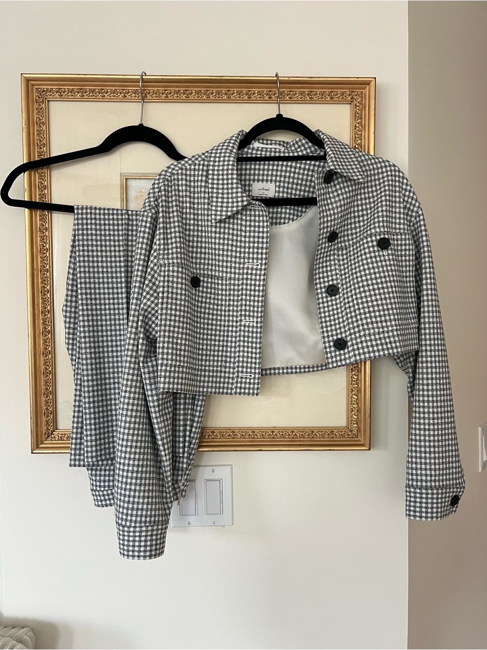 Wilfred Black & White Houndstooth Cropped Blazer and Pant Set